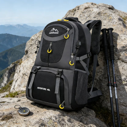1Large Capacity Outdoor Backpack